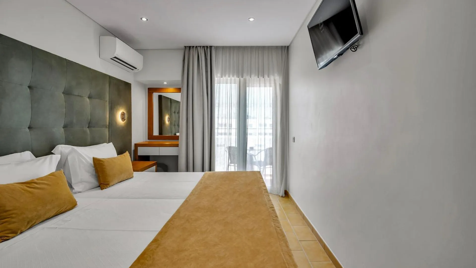 Albufeira Sol Hotel & Spa 4*,