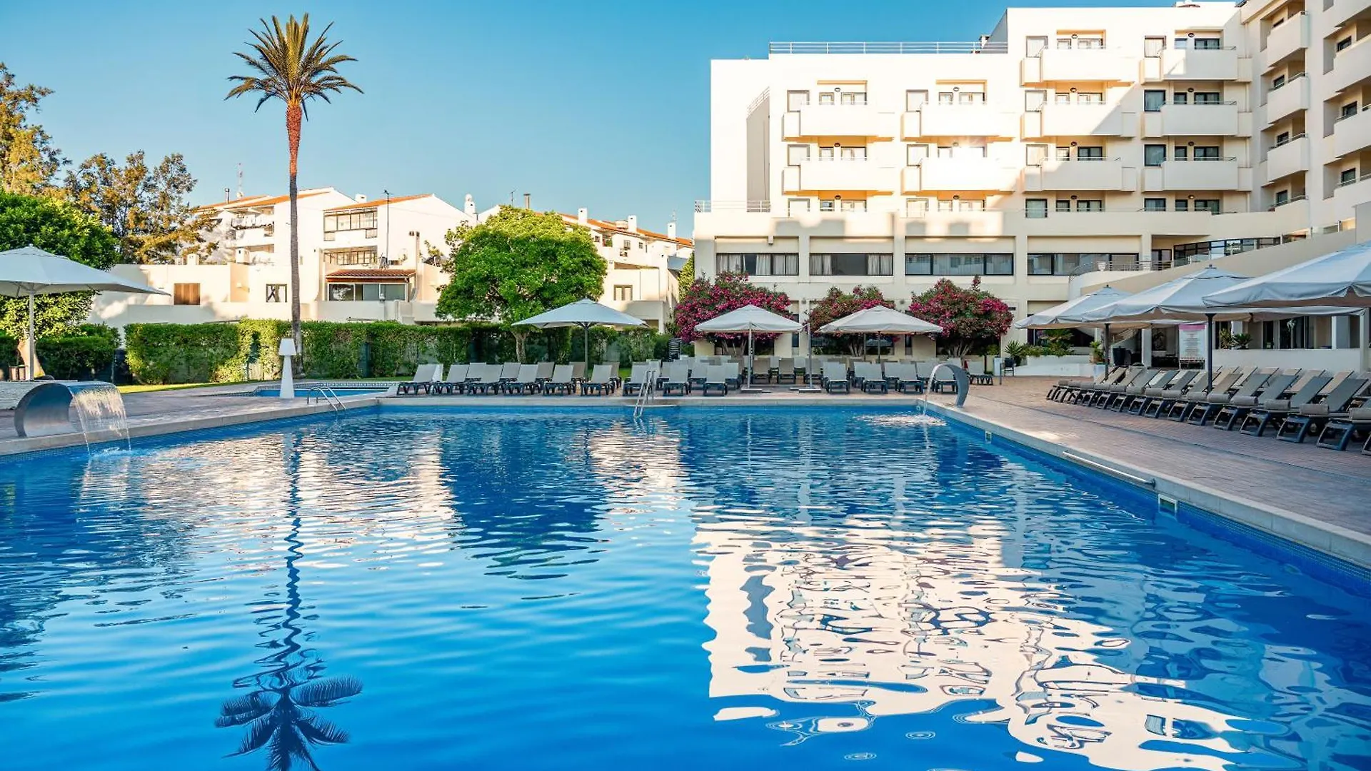 Albufeira Sol Hotel & Spa 4*,